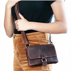 Jack Georges “The Voyager Mini Leather Crossbody” 5” X 7” X 1.25” Dark Brown EUC